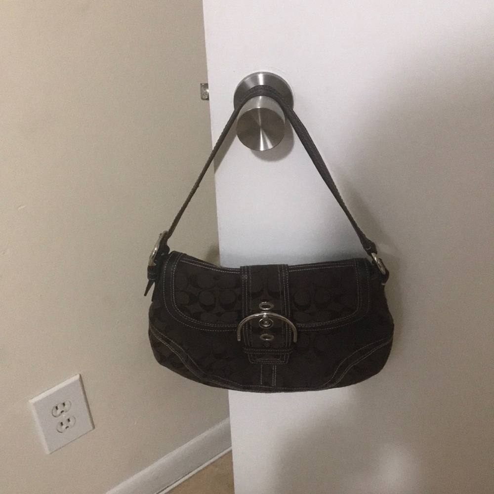 A coach purse
